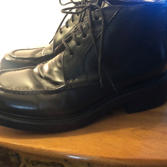 Beautiful Kenneth Cole Schoolboy Genuine Leather Booties! Sz8.5 Mens✨ - Picture 3 of 4